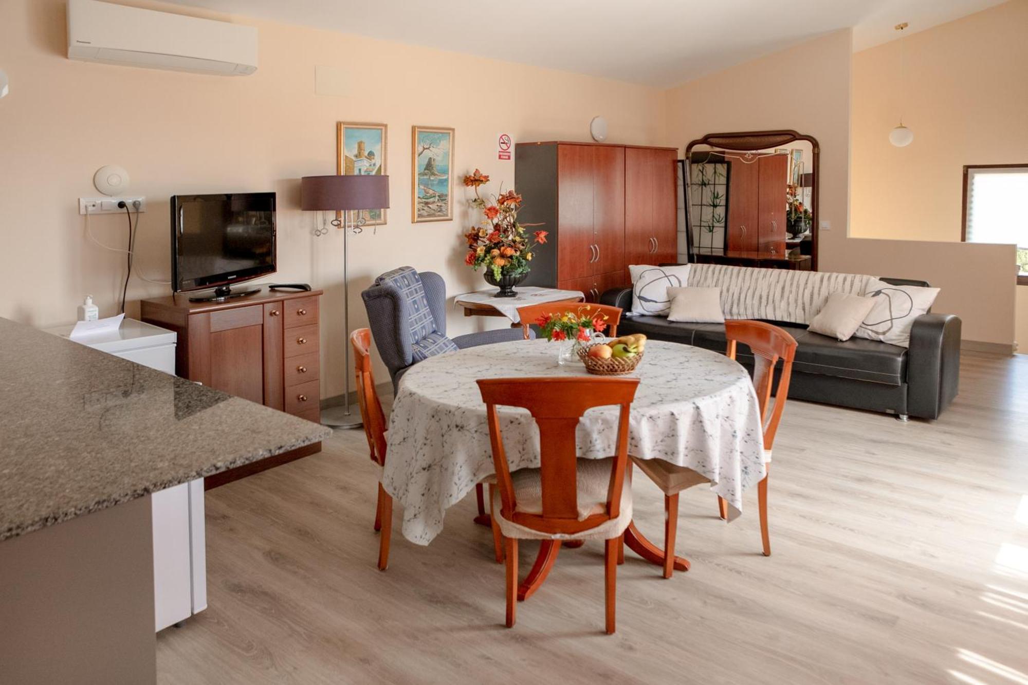 La Amistad Apartamento En Chalet Con Piscina Compartida Calpe Exteriör bild
